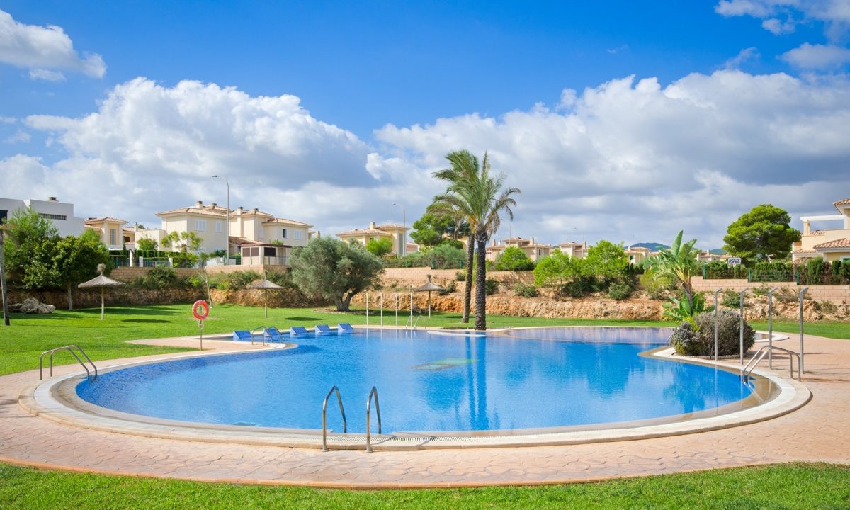 895da8cd-f543-456b-a12f-7a936feb0e9c